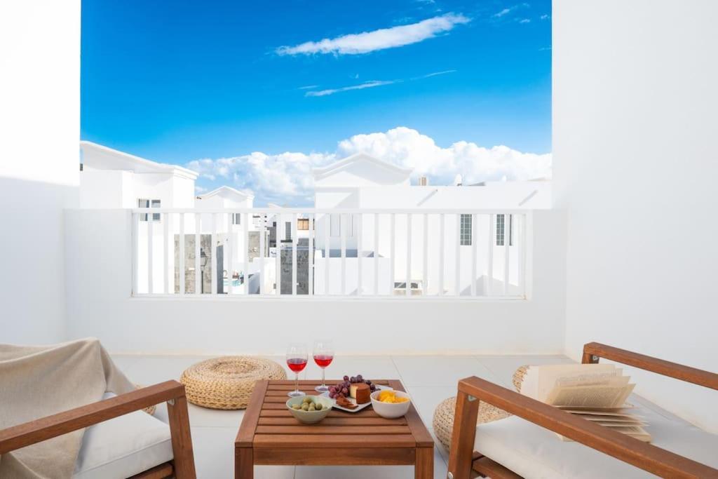 Casa Lolalo - Modern Villa With Pool, 15Min Walk To Marina Rubicon Playa Blanca  Kültér fotó